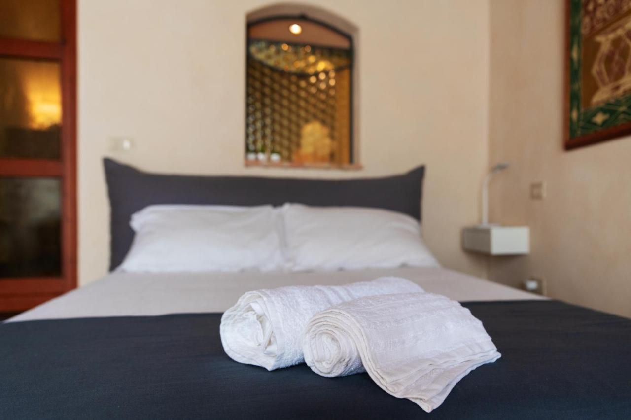 In Centro Citta, Nei Vicoli Del Borgo Apartment Sanremo Luaran gambar